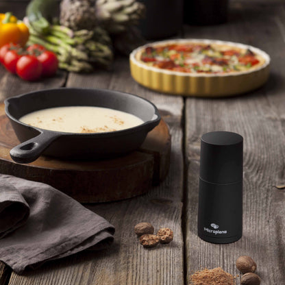 Microplane Specialty Spice Mill 2 in 1 - Black