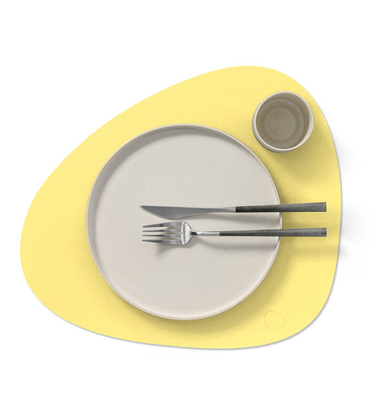 LIND DNA Nupo Leather Table Mat Curved Large - Yellow